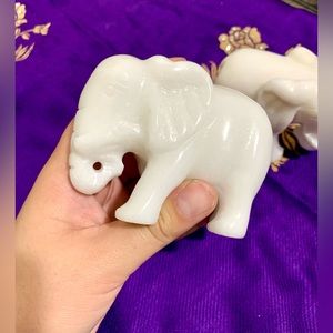 White Jade Elephamt Crystal Carving